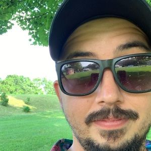 Meet your Posher, Kyle